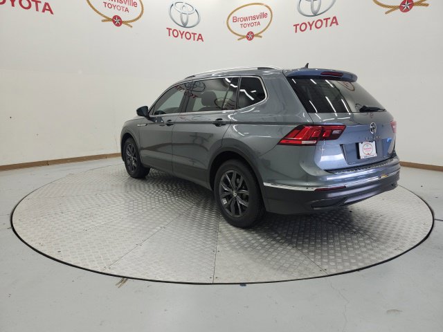 Used 2022 Volkswagen Tiguan SE FWD image 6