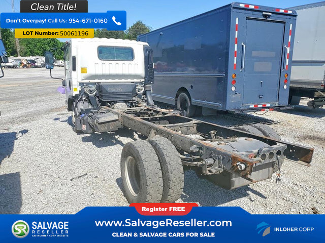 Used 2023 Chevrolet Low Cab Forward 4500HD RWD image 3