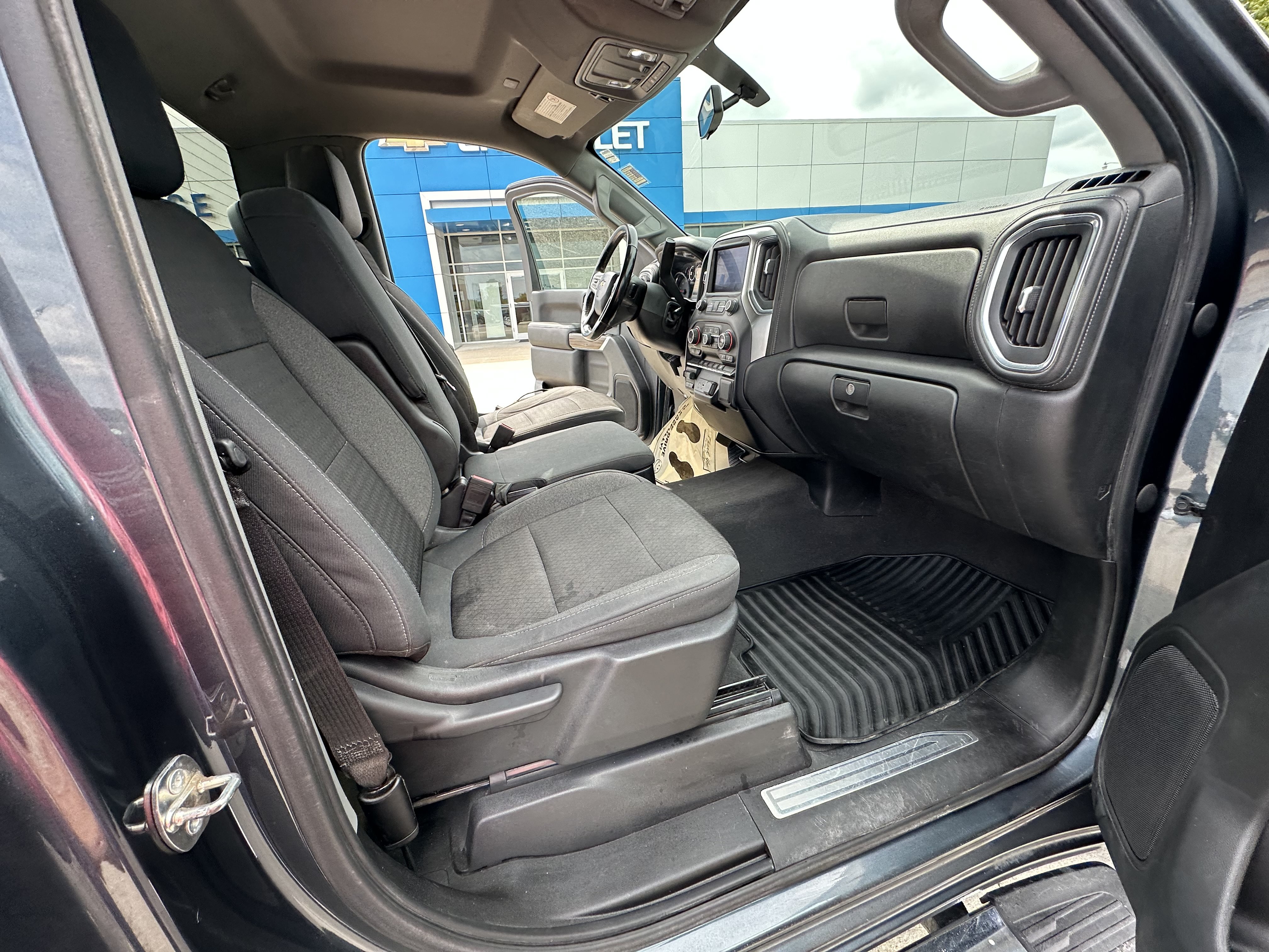 Certified 2020 Chevrolet Silverado 2500 LT w/ Convenience Package AWD/4WD image 21