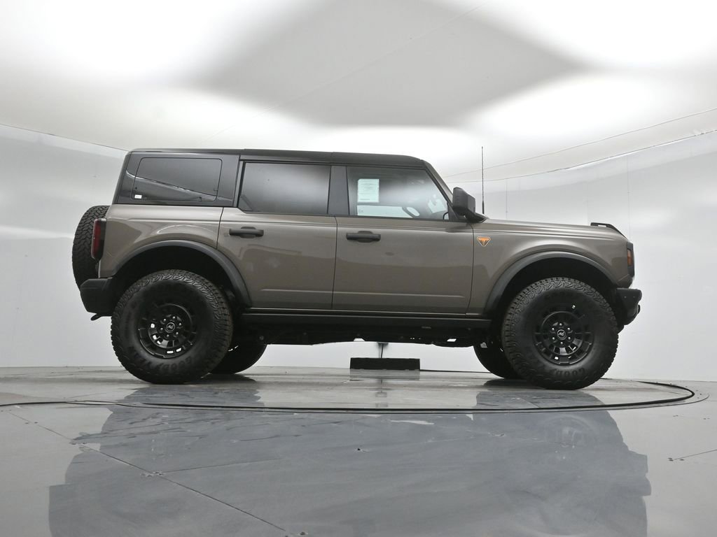 New 2026 Ford Bronco Badlands image 43