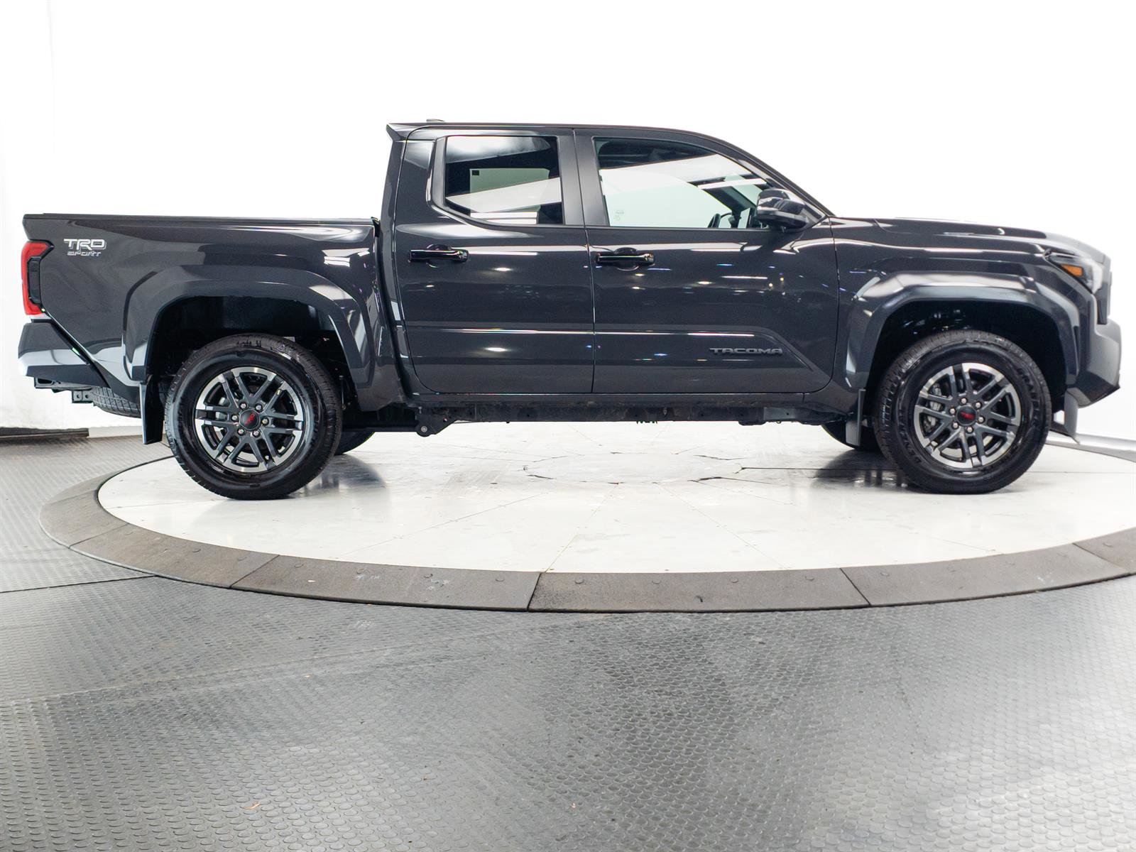 Certified 2024 Toyota Tacoma TRD Sport w/ TRD Sport Upgrade Package AWD/4WD image 13