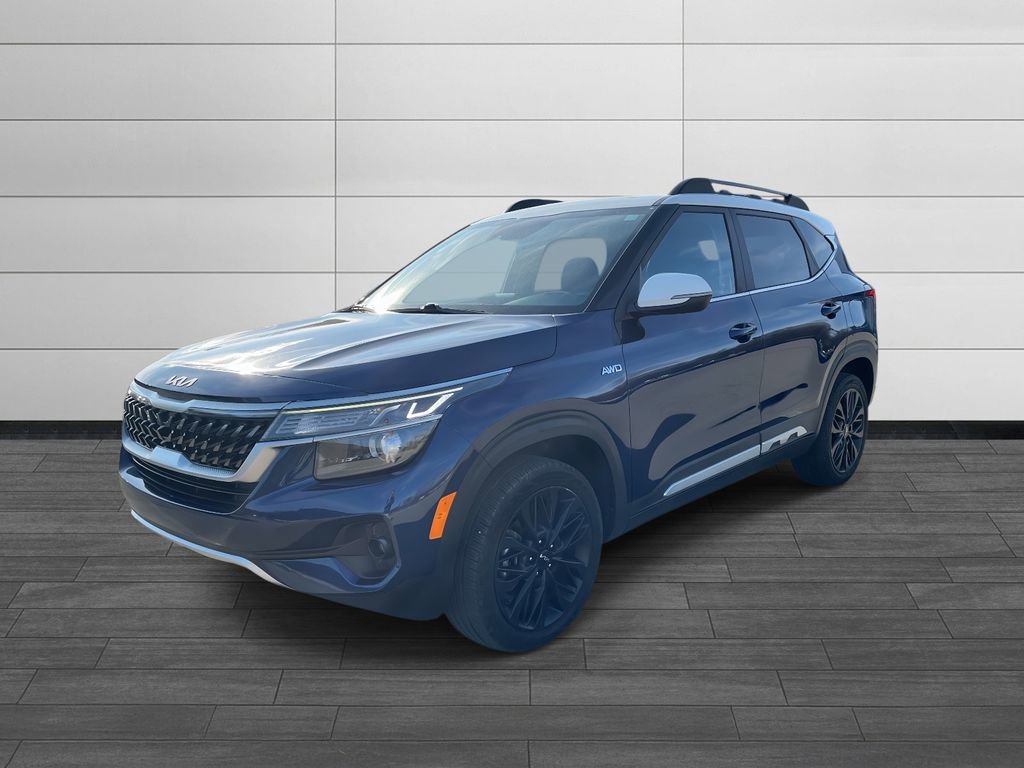 Used 2022 Kia Seltos Nightfall Edition image 7
