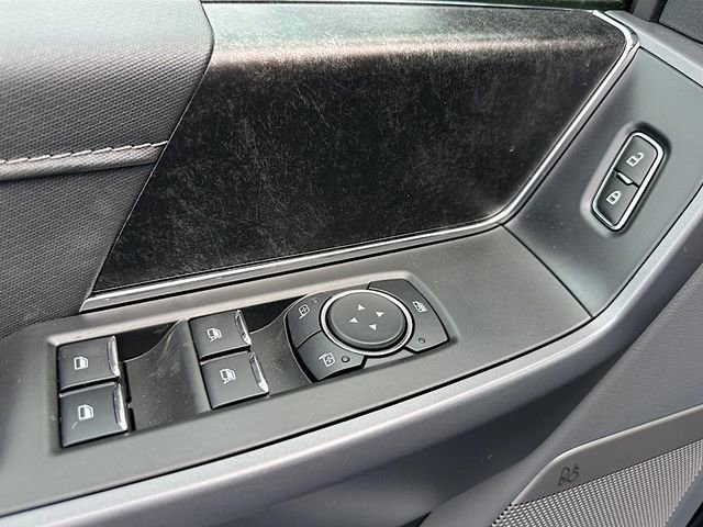New 2025 Ford F150 Lightning Flash image 13