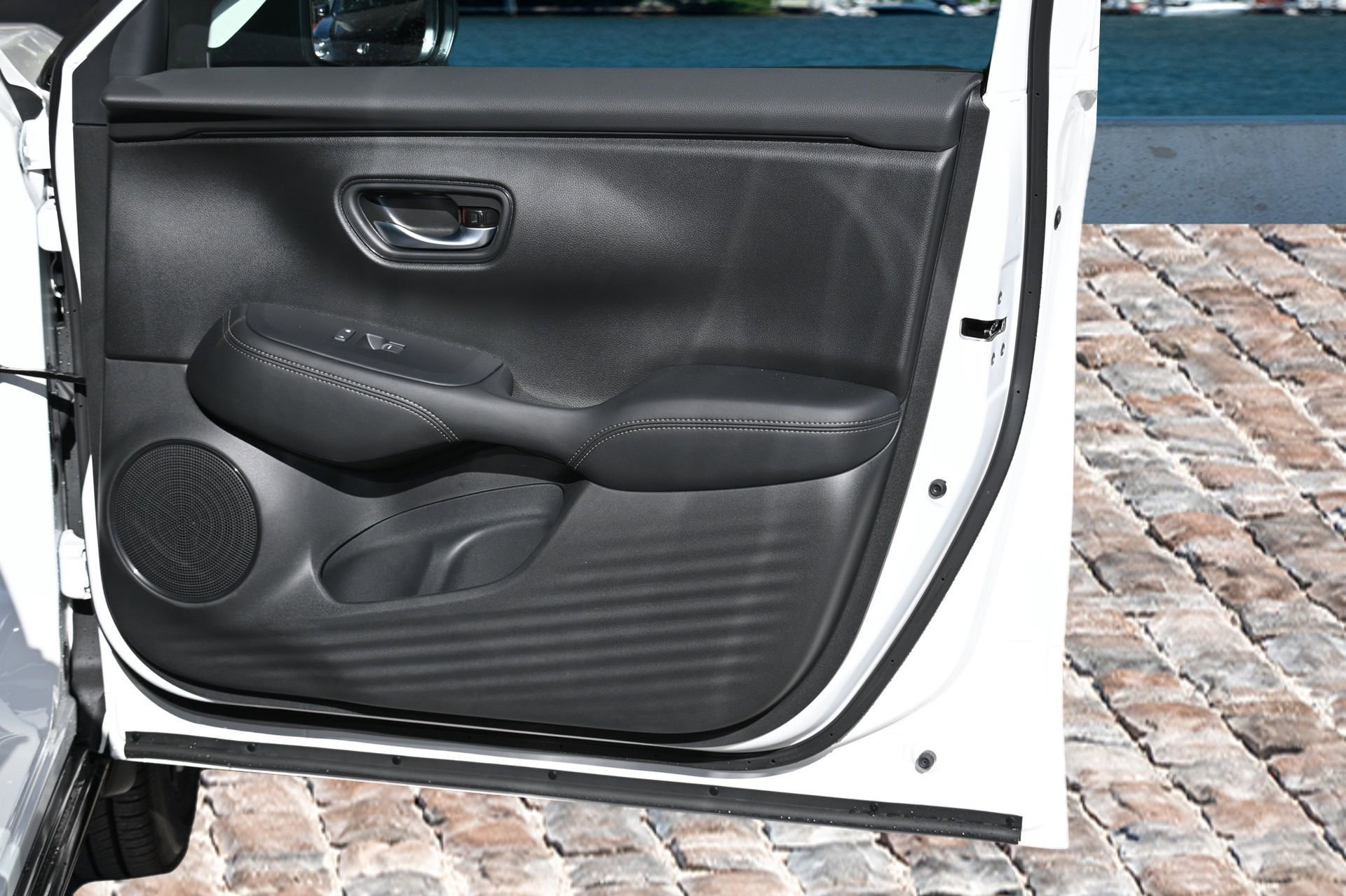 New 2026 Honda HR-V EX-L image 12