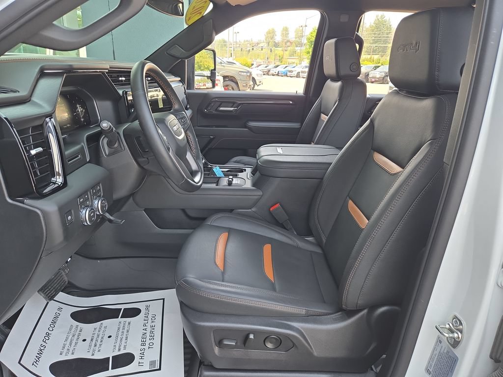 Used 2026 GMC Sierra 2500 AT4 AWD/4WD image 14