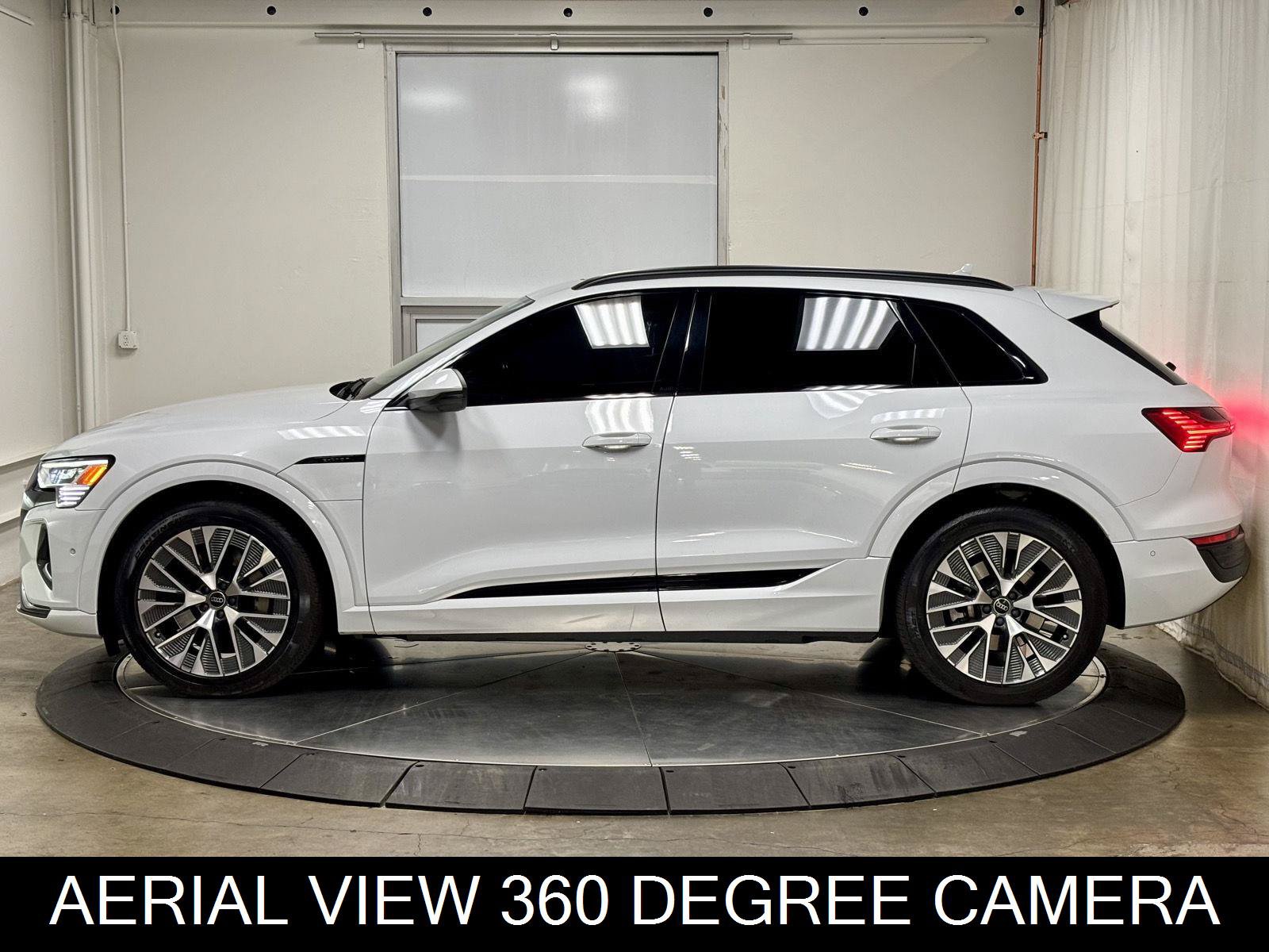 Used 2024 Audi Q8 e-tron Premium Plus w/ Premium Plus Package AWD/4WD image 6