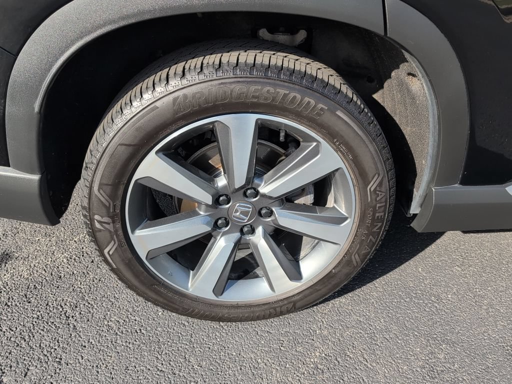 Used 2025 Honda Pilot Elite image 58