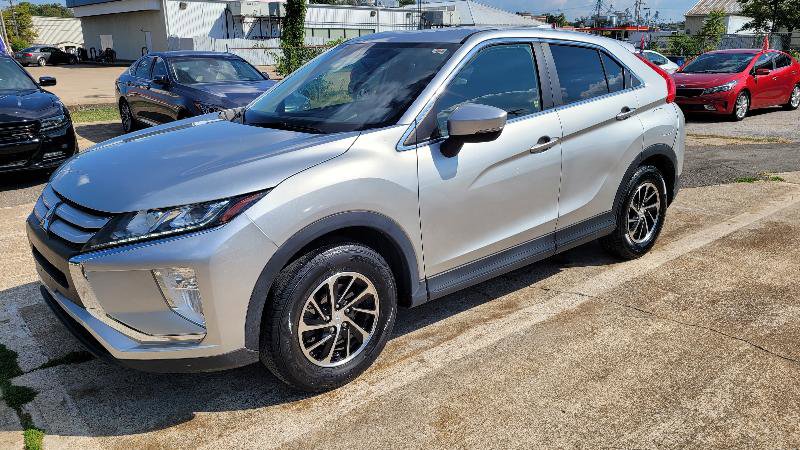 Used 2020 Mitsubishi Eclipse Cross ES image 2
