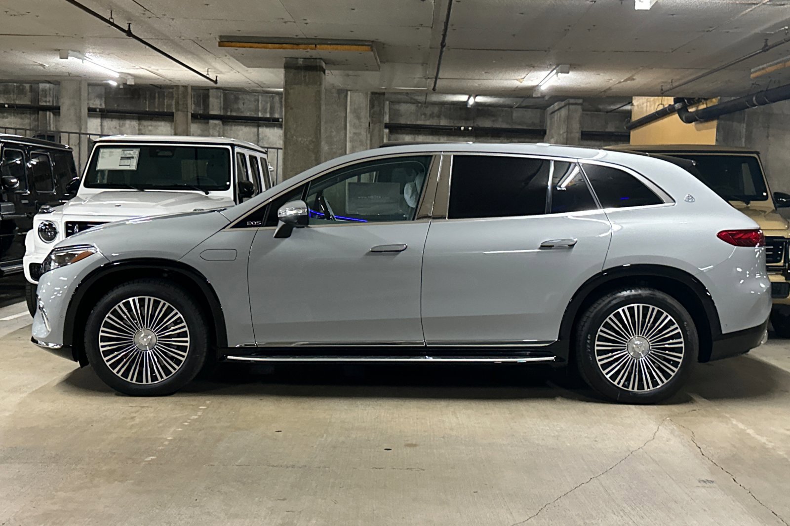 New 2025 Mercedes-Benz Maybach EQS 680 4MATIC image 2