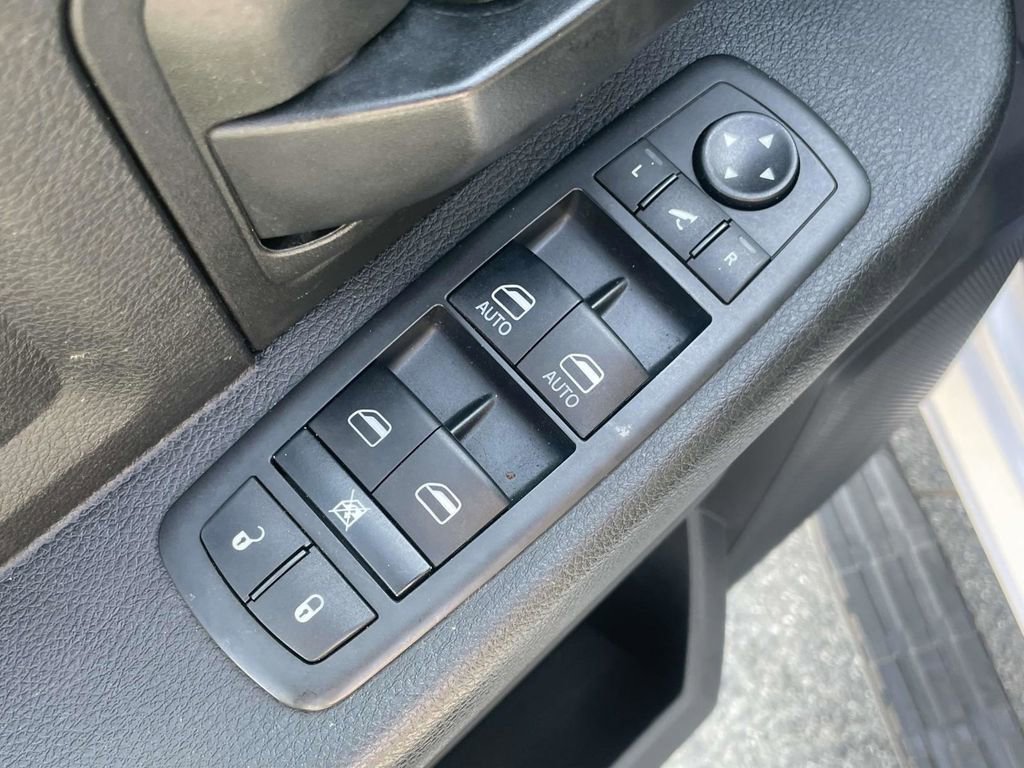 Certified 2020 RAM 3500 Tradesman w/ Chrome Appearance Group image 28