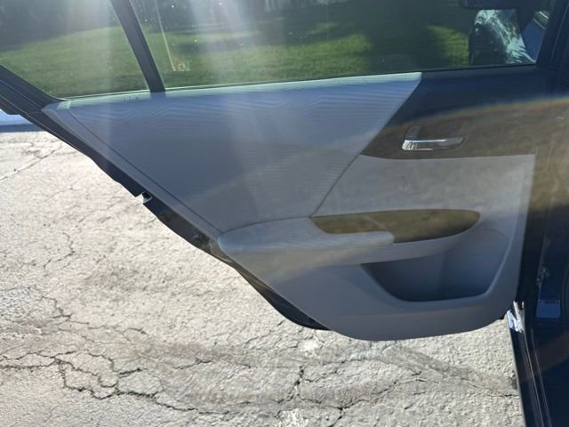 Used 2016 Honda Accord LX image 11