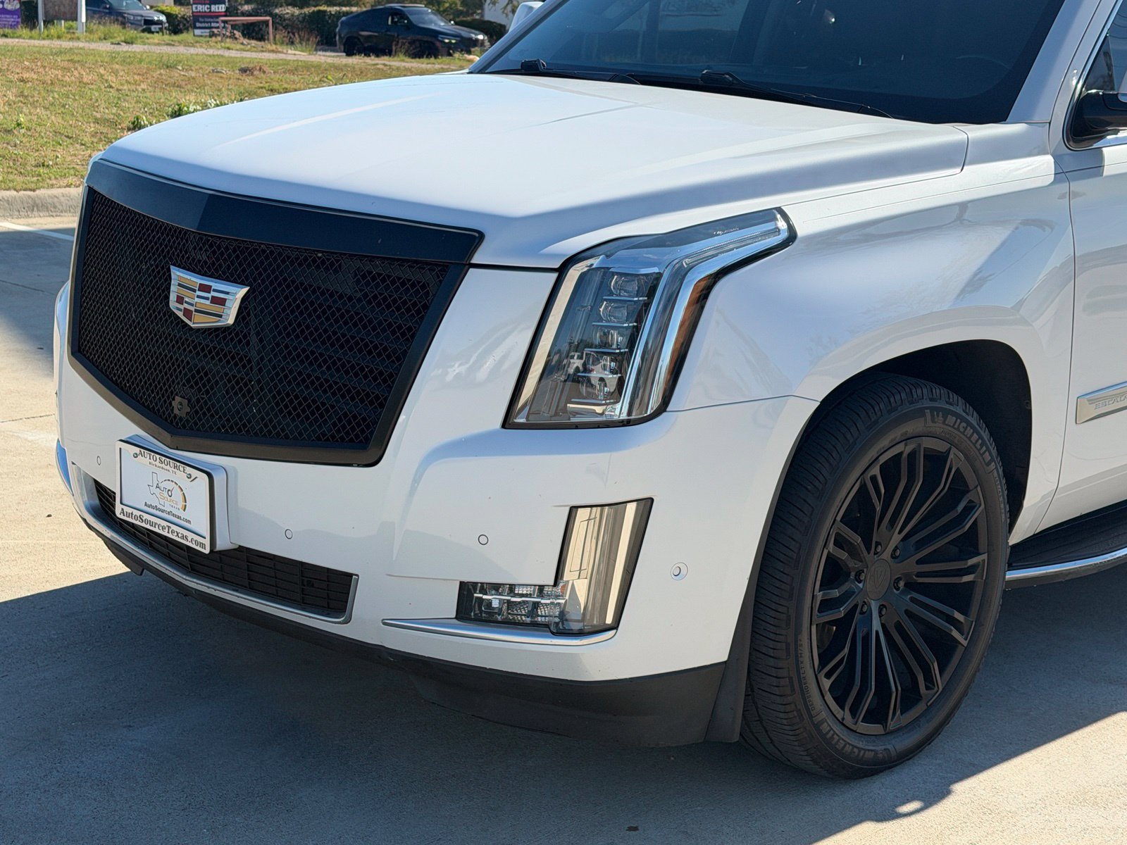 Used 2020 Cadillac Escalade Luxury RWD image 13