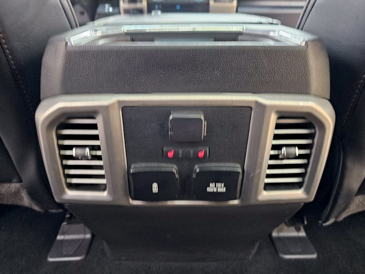 Used 2018 Ford F150 Platinum w/ Equipment Group 701A Luxury RWD image 28