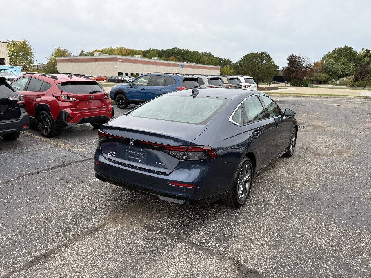 Used 2025 Honda Accord EX-L image 5