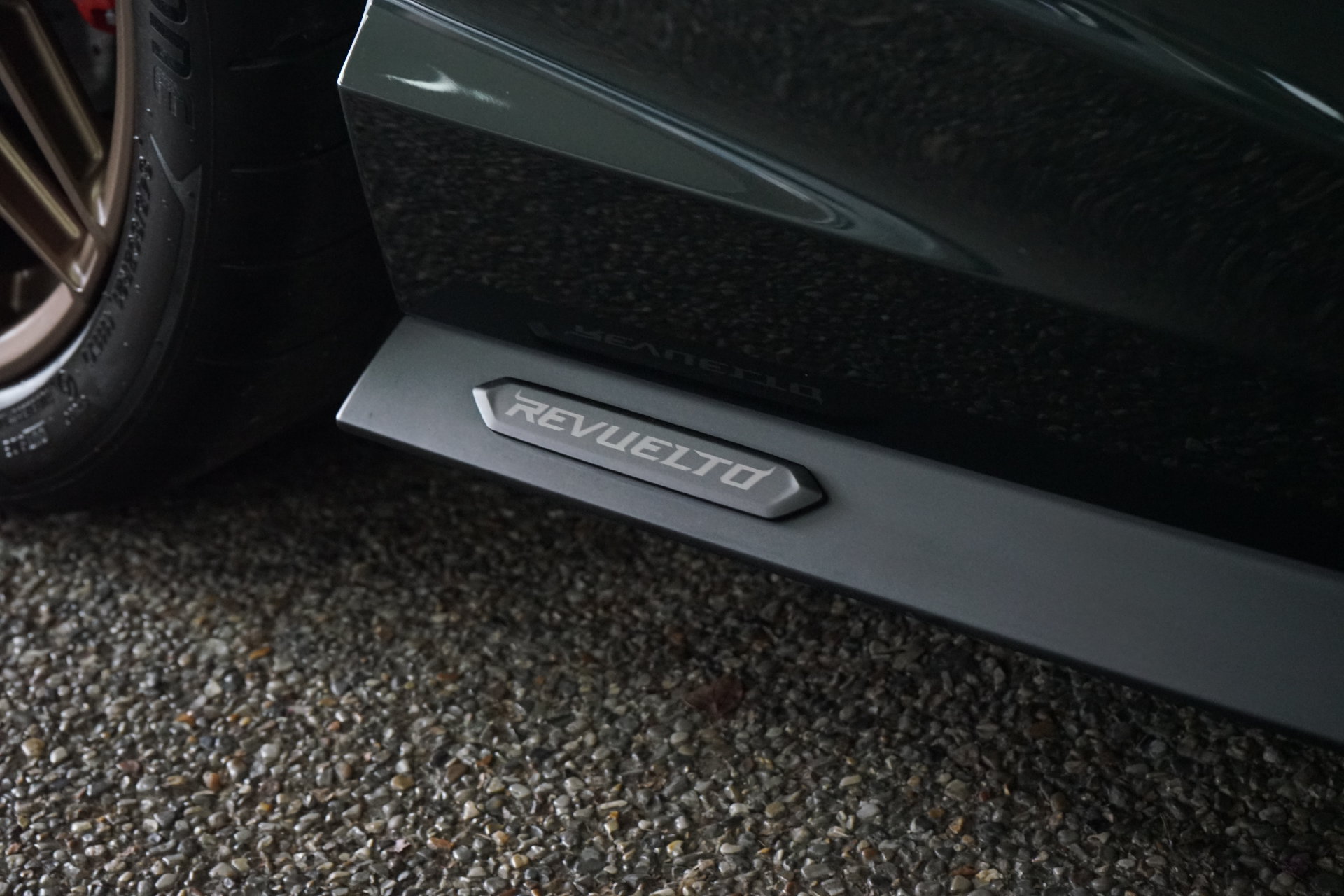 Used 2025 Lamborghini Revuelto AWD/4WD image 23