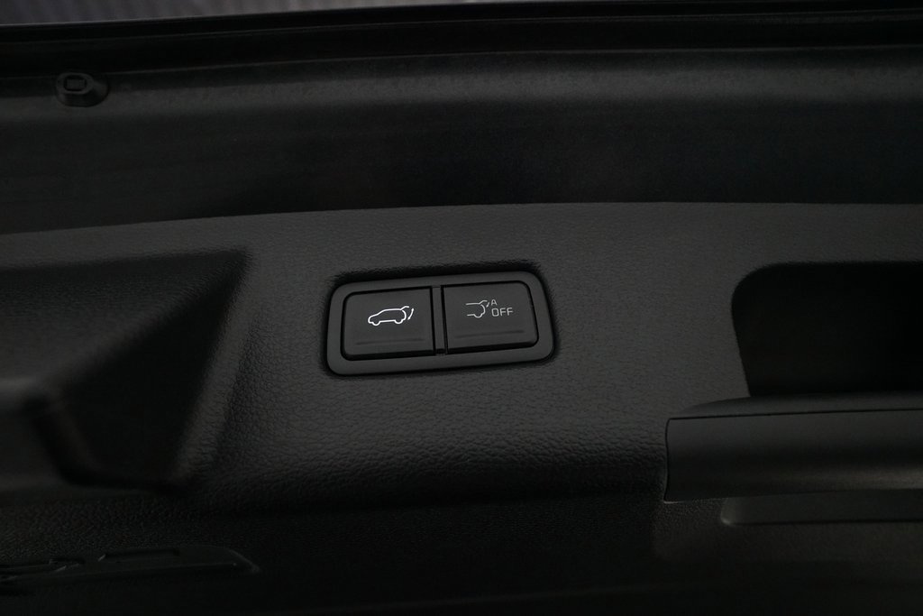 Used 2025 Kia Telluride S image 15