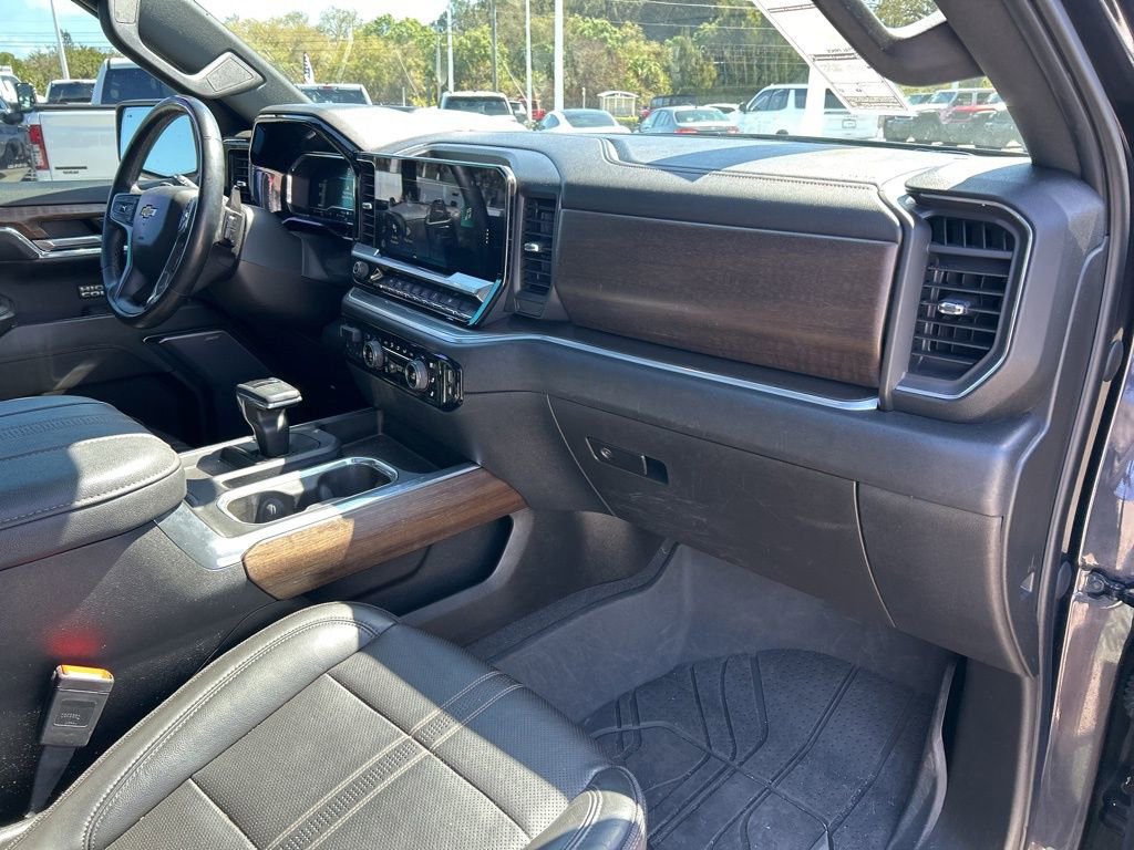 Used 2023 Chevrolet Silverado 1500 High Country w/ High Country Premium Package image 46