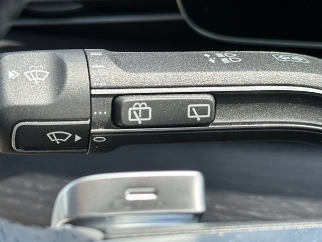 Used 2025 Mercedes-Benz GLS 450 4MATIC w/ AMG Line Exterior image 22