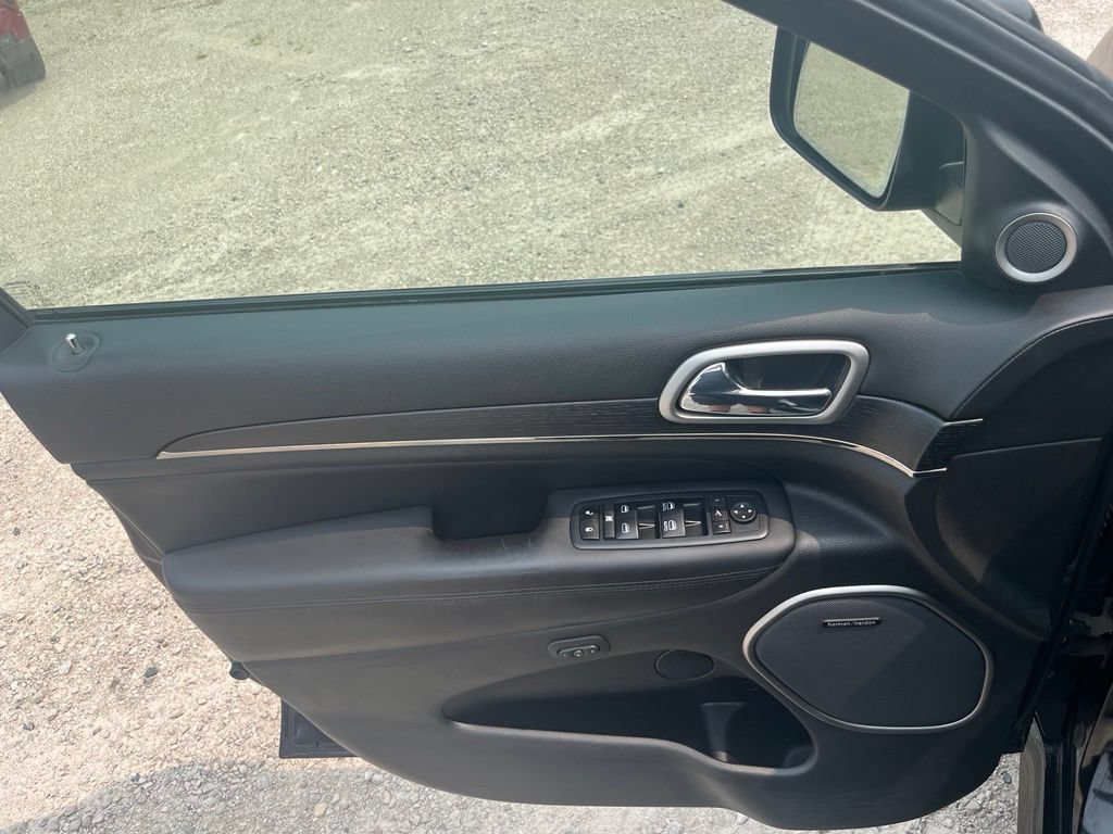 Used 2018 Jeep Grand Cherokee High Altitude AWD/4WD image 17