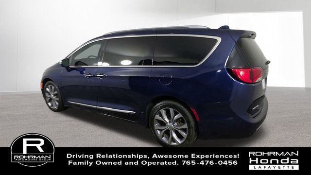 Used 2018 Chrysler Pacifica Limited w/ Tire & Wheel Group image 10