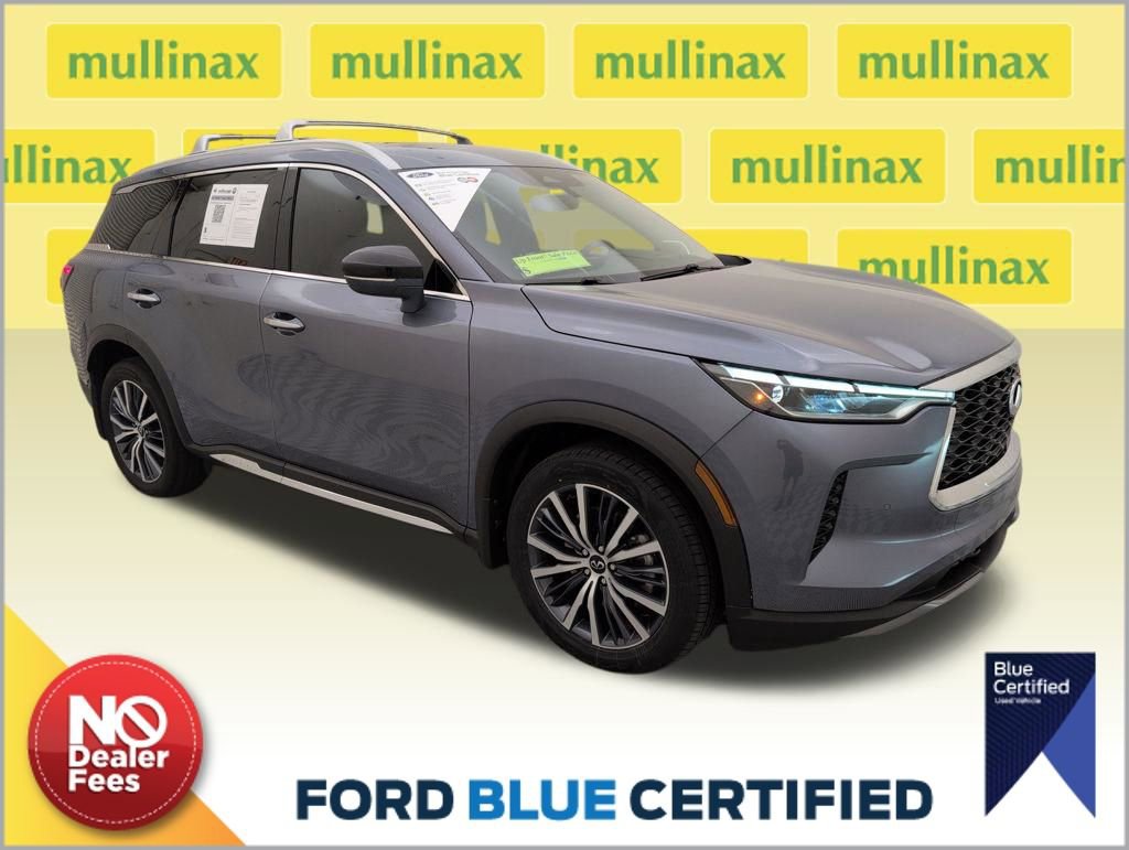 Used 2023 INFINITI QX60 Sensory w/ Vision Package image 1