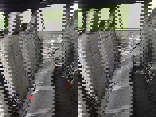 Certified 2025 Mercedes-Benz GLS 450 4MATIC image 43