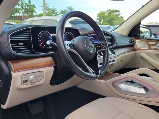 Used 2024 Mercedes-Benz GLS 450 4MATIC image 8