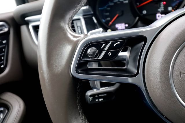 Used 2018 Porsche Macan Base image 50