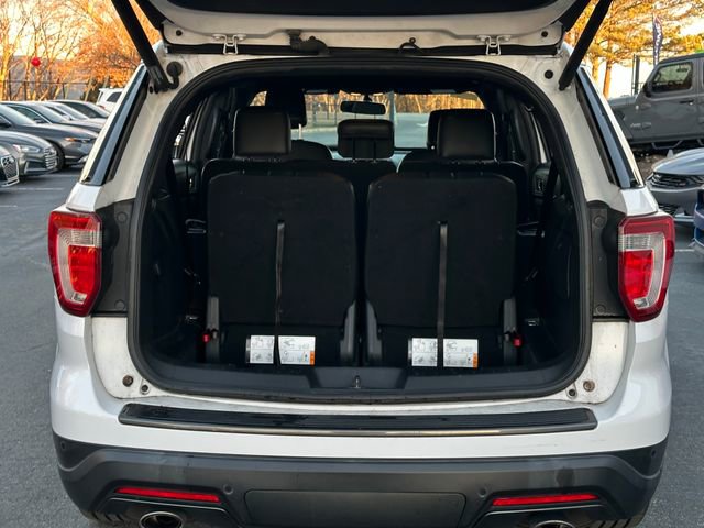 Used 2018 Ford Explorer XLT w/ Equipment Group 202A image 32