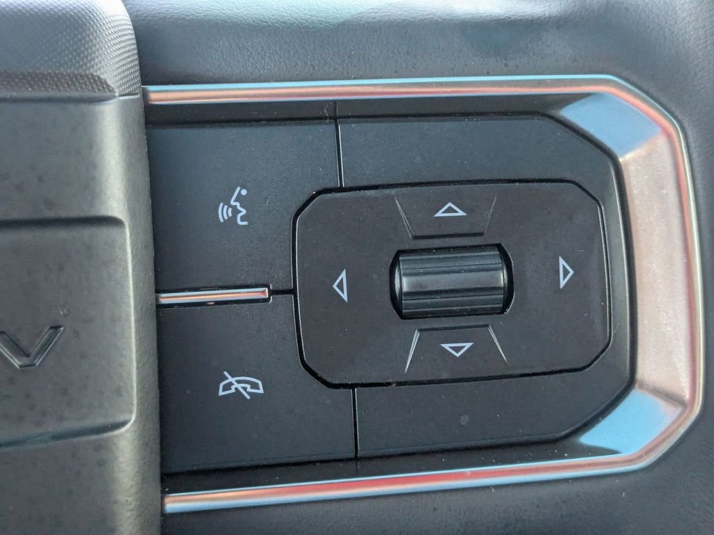 Used 2024 GMC Hummer EV 3X image 22