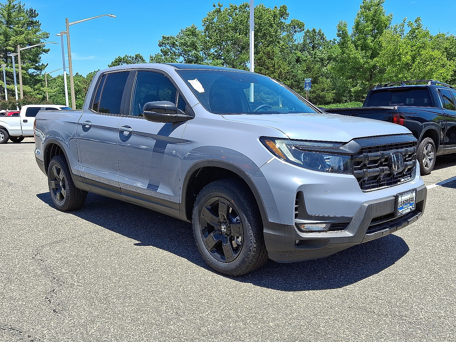 New 2026 Honda Ridgeline Black Edition image 2