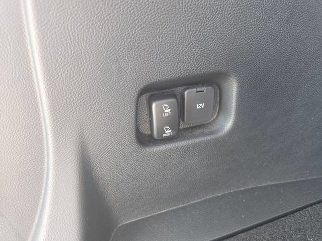 Used 2020 Ford Edge Titanium w/ Equipment Group 301A AWD/4WD image 17