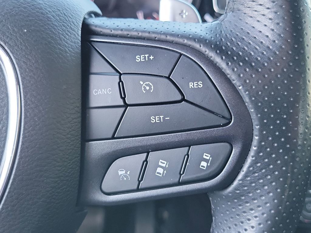 Used 2021 Dodge Durango R/T w/ Technology Group image 6