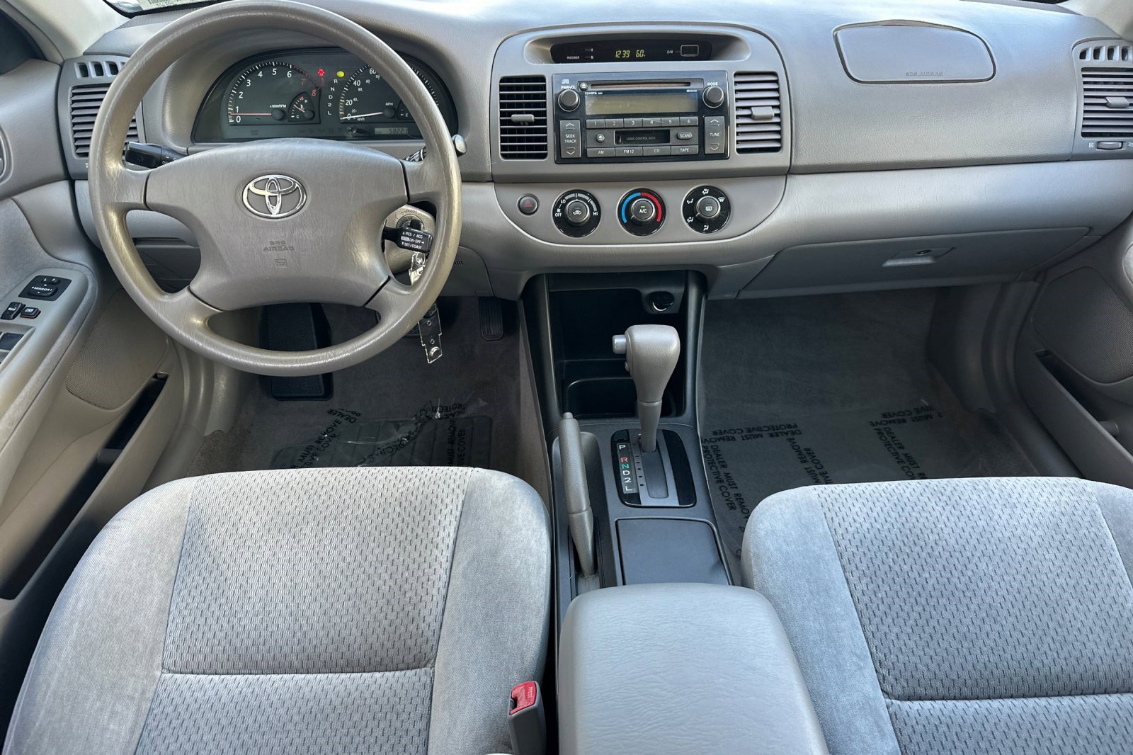 Used 2004 Toyota Camry LE image 16
