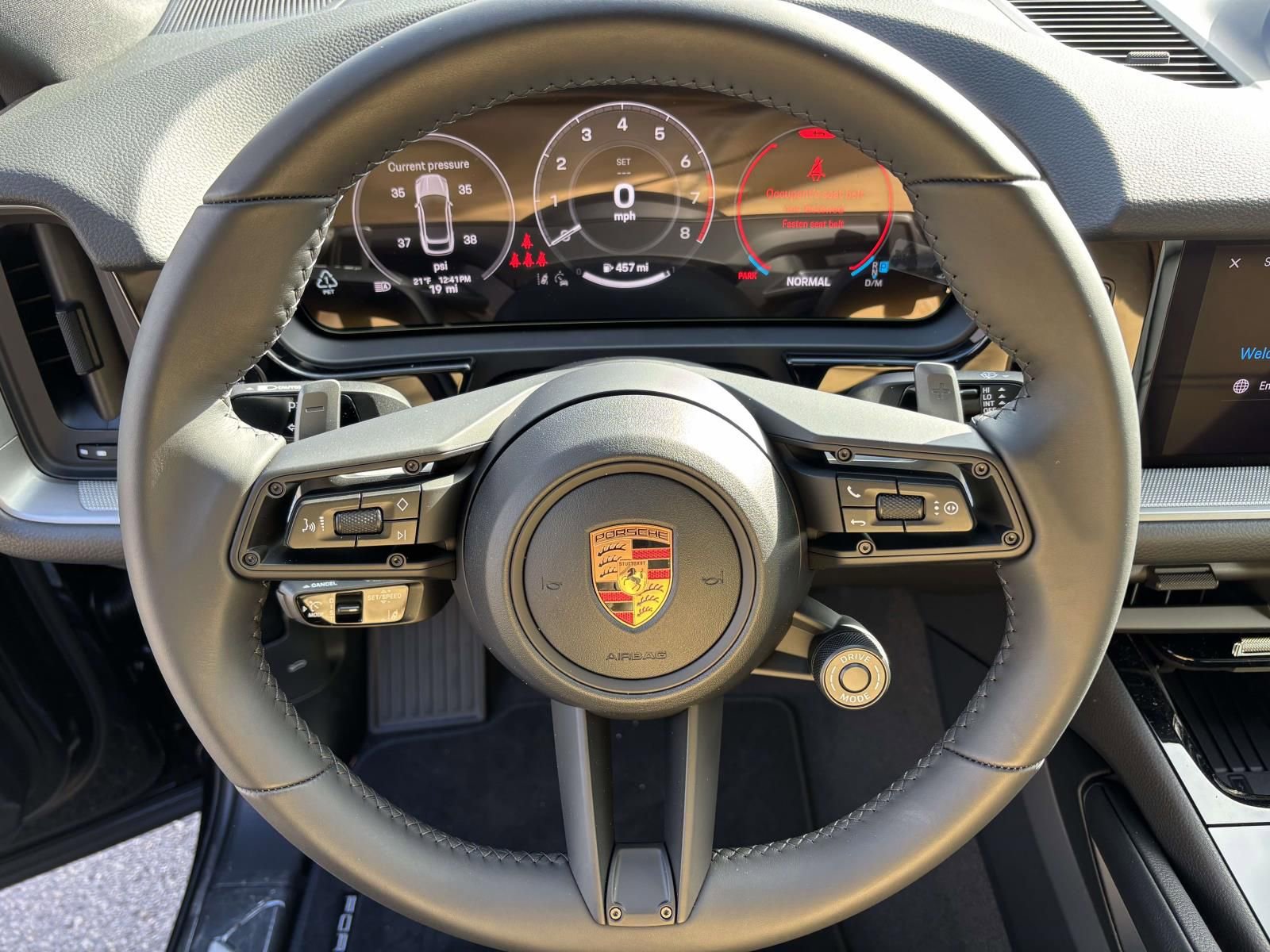 New 2026 Porsche Cayenne Coupe image 27