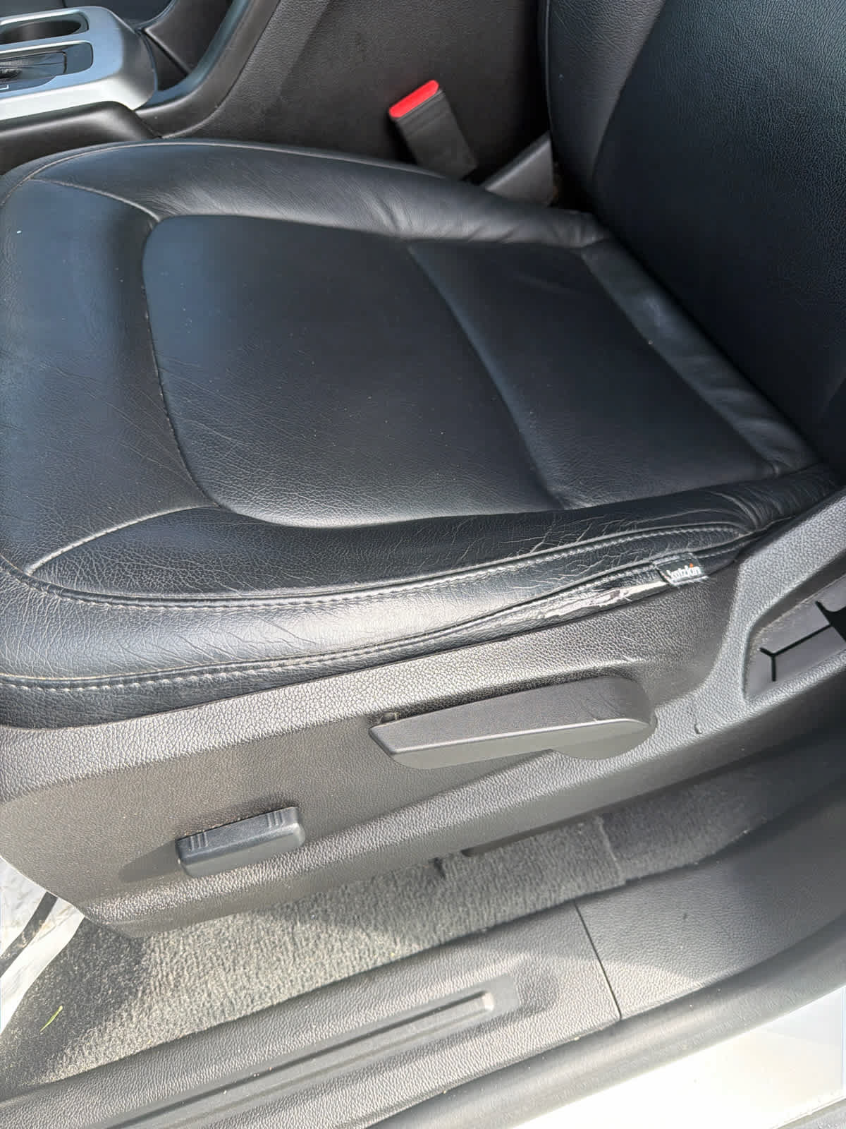 Used 2022 Chevrolet Colorado LT RWD image 20