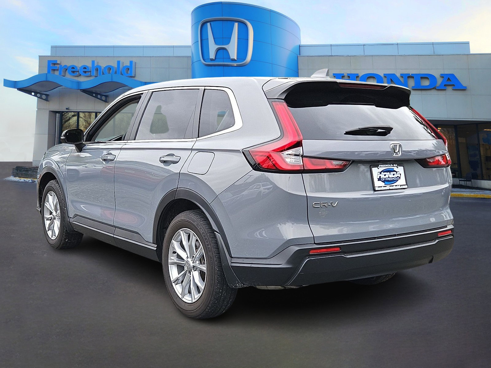Used 2024 Honda CR-V EX image 5