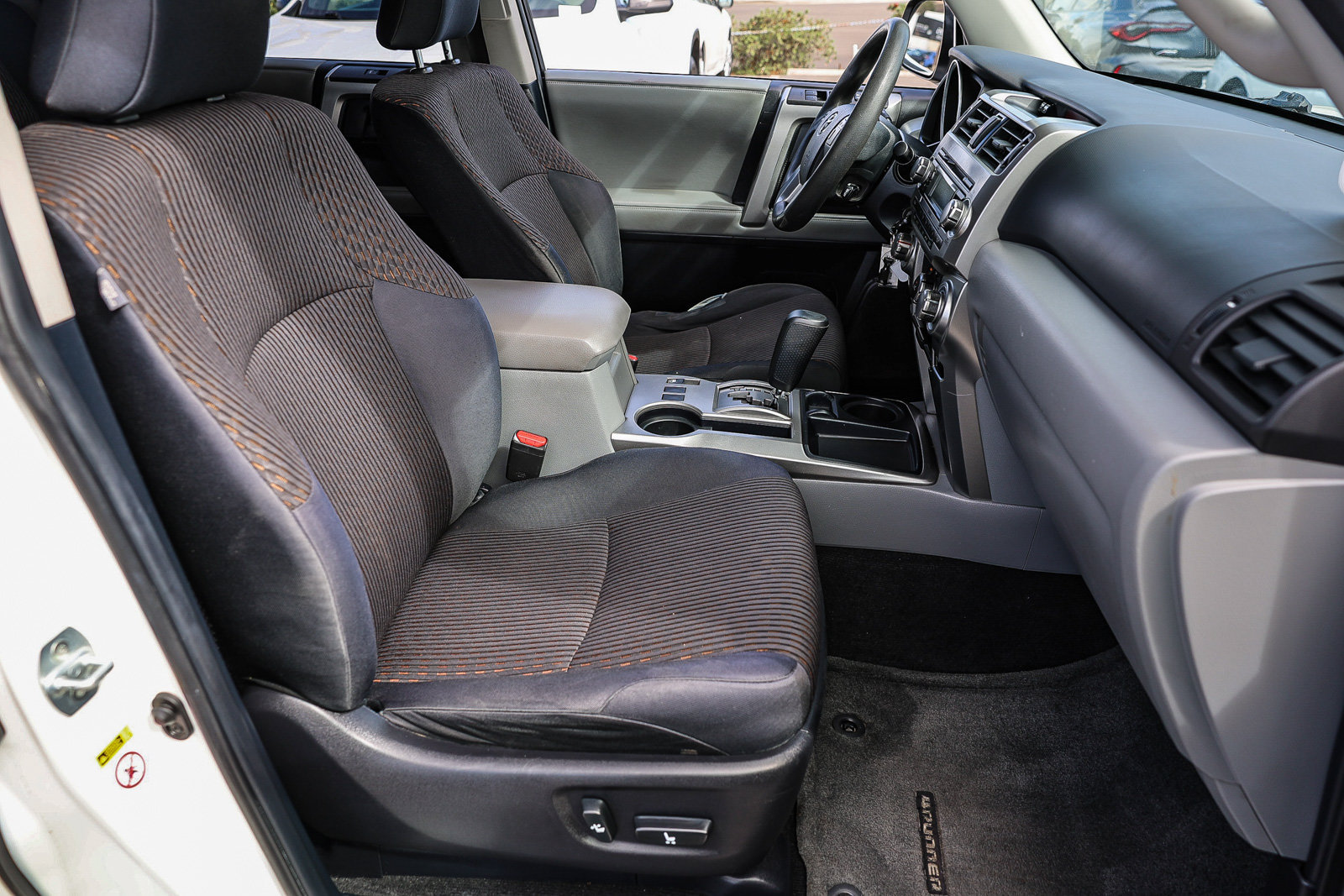 Used 2013 Toyota 4Runner SR5 w/ Convenience Pkg RWD image 8