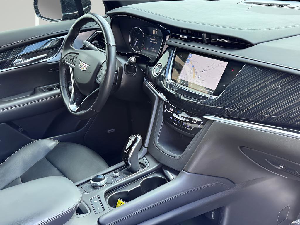 Used 2023 Cadillac XT6 Premium Luxury AWD/4WD image 6