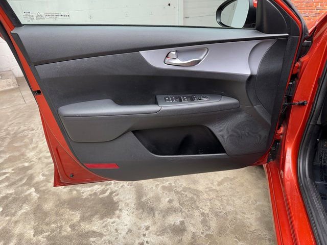 Used 2023 Kia Forte LXS image 10
