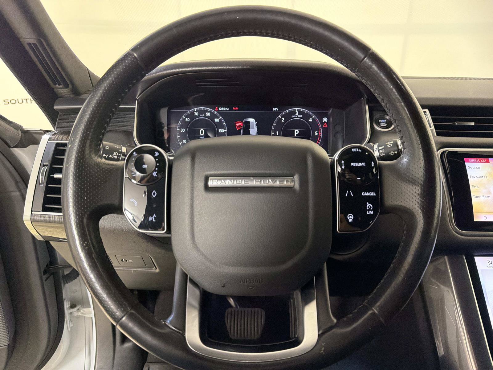 Used 2020 Land Rover Range Rover Sport HSE AWD/4WD image 26