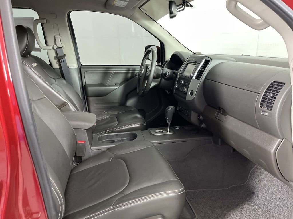 Used 2020 Nissan Frontier PRO-4X image 7