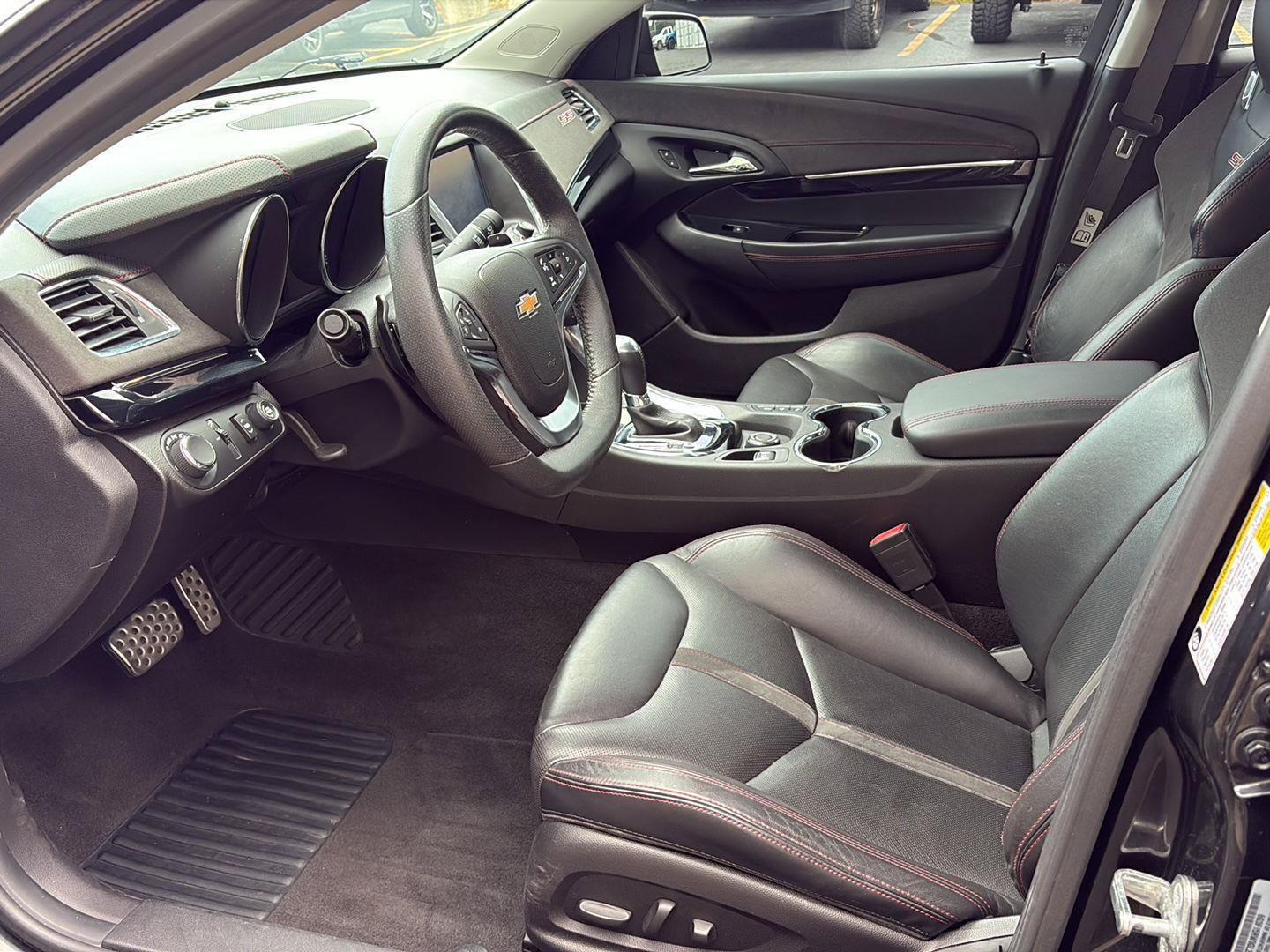 Used 2016 Chevrolet SS RWD image 5