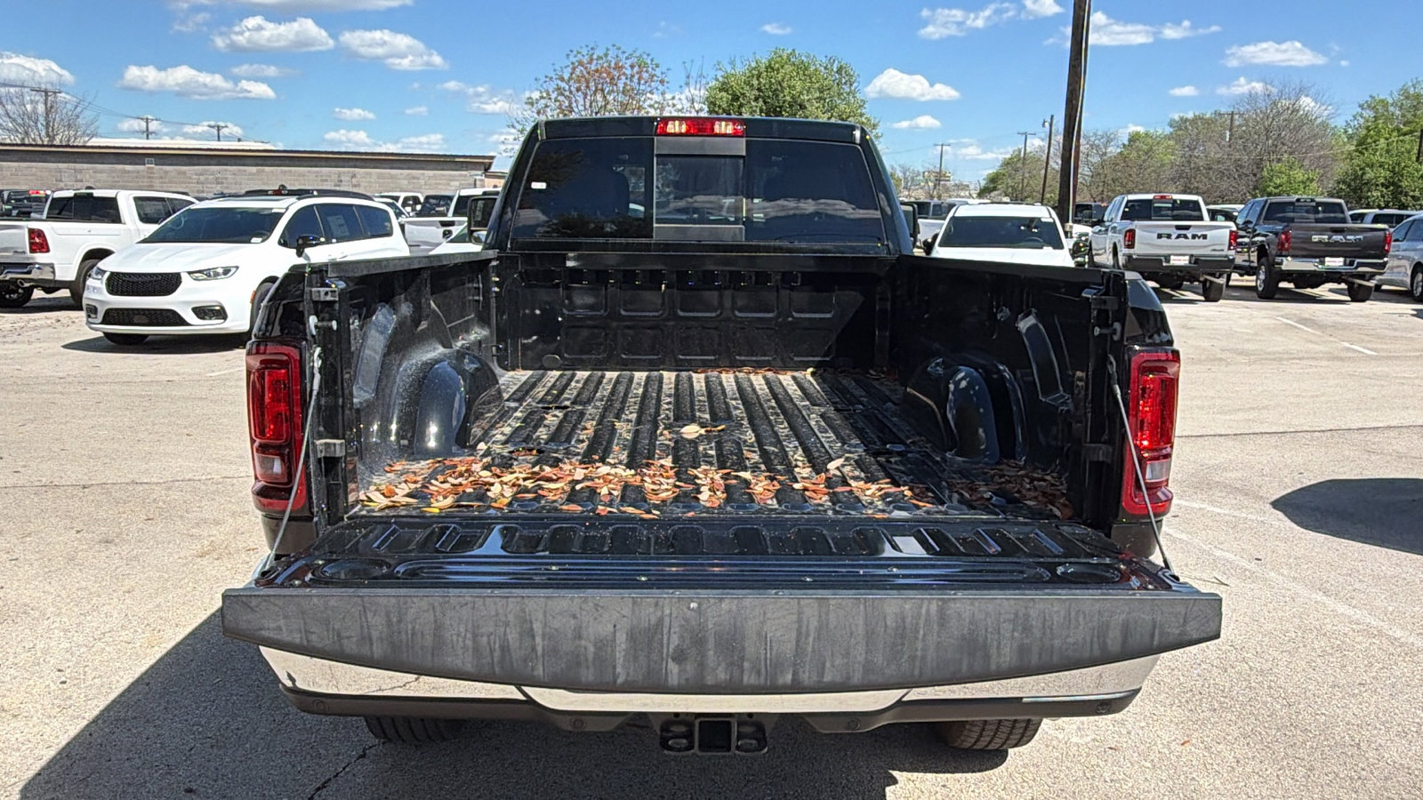 New 2026 RAM 3500 Tradesman AWD/4WD image 5