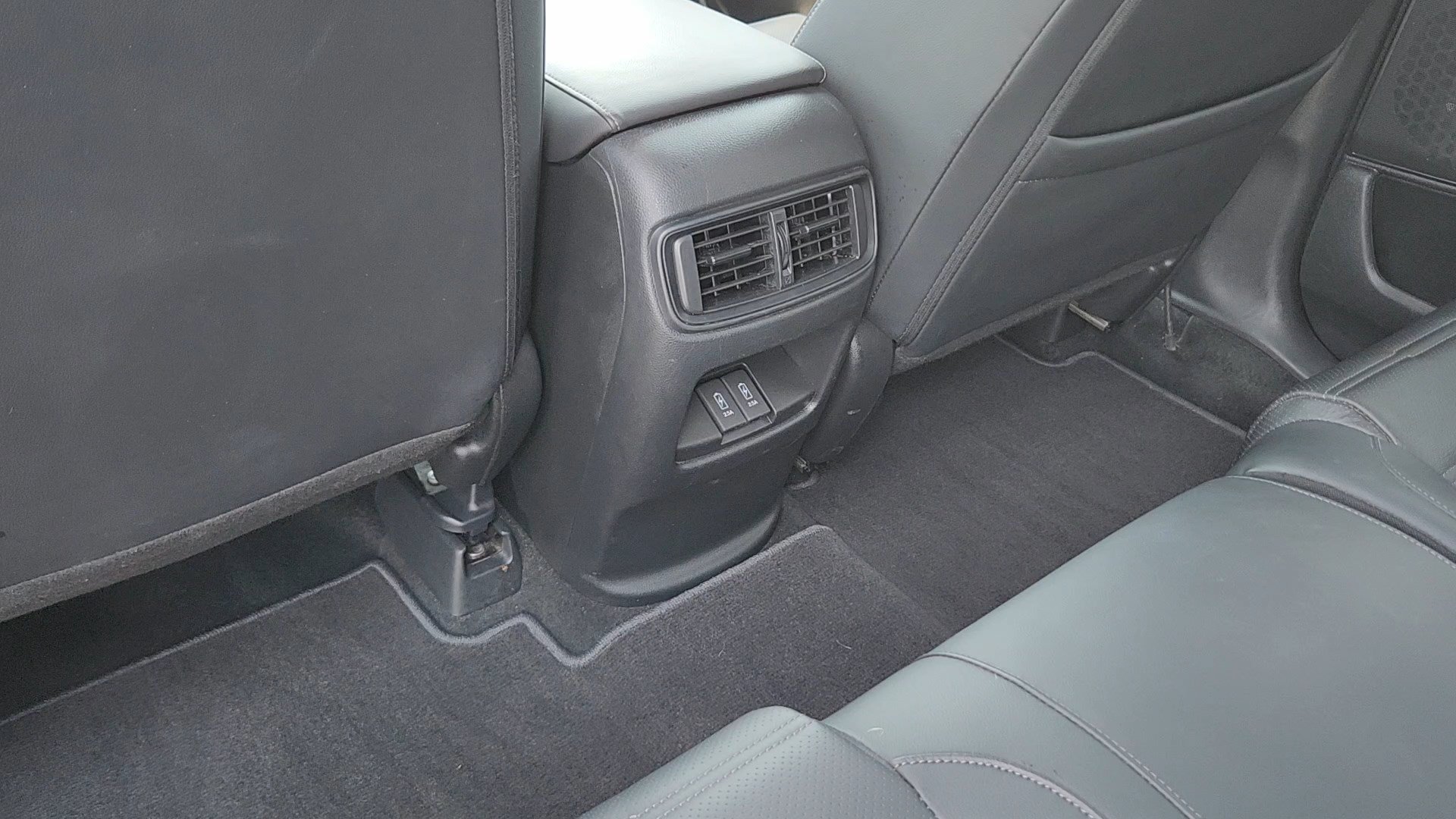Used 2020 Honda CR-V EX-L image 17