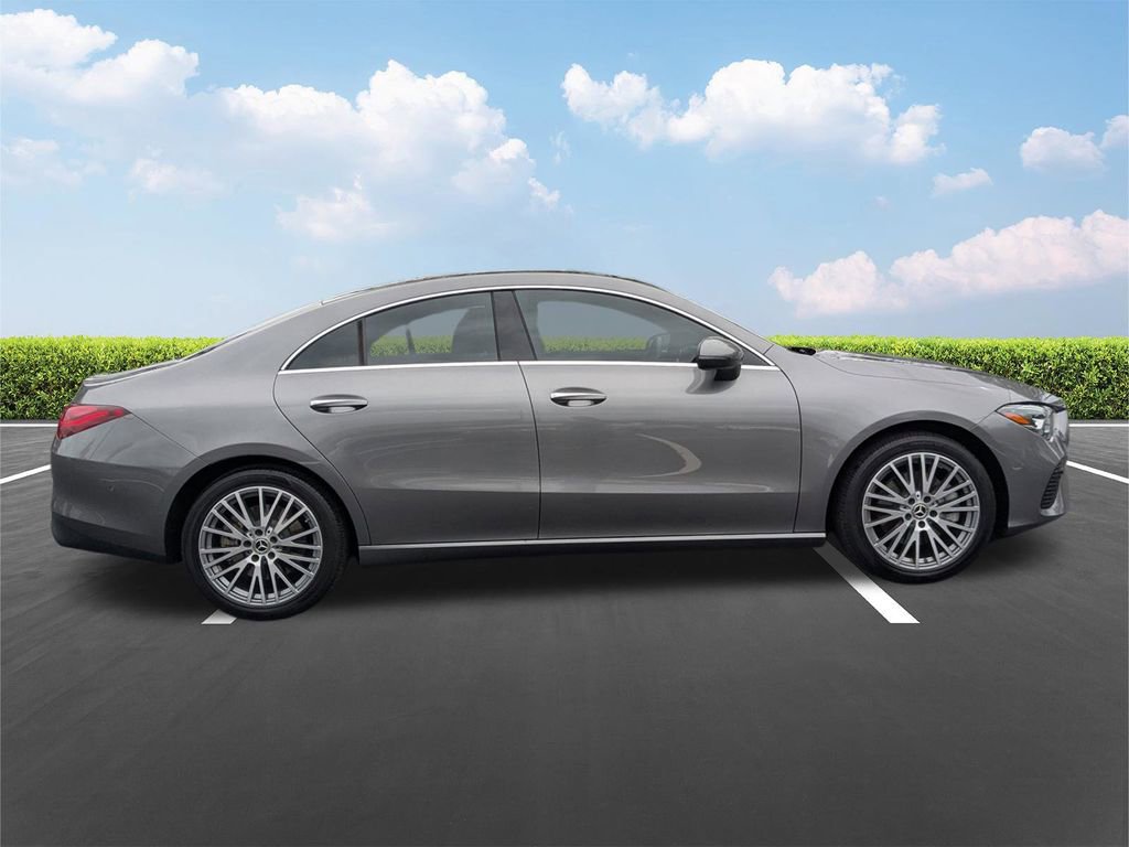 Used 2024 Mercedes-Benz CLA 250 4MATIC image 3