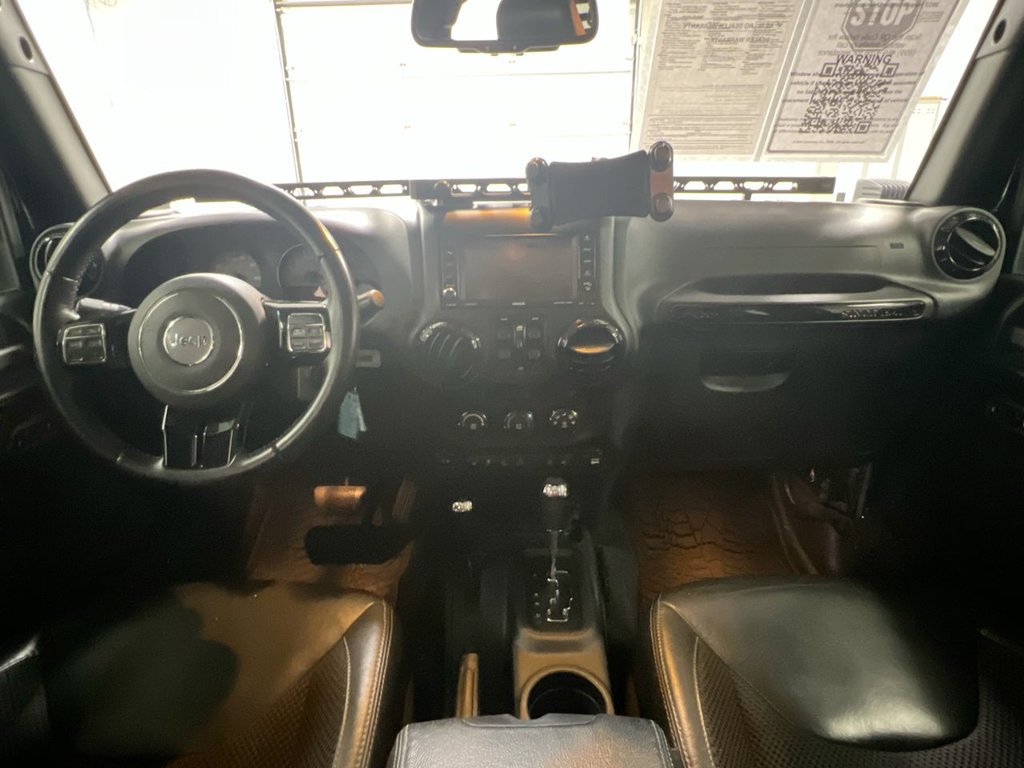 Used 2017 Jeep Wrangler Unlimited Sahara AWD/4WD image 10