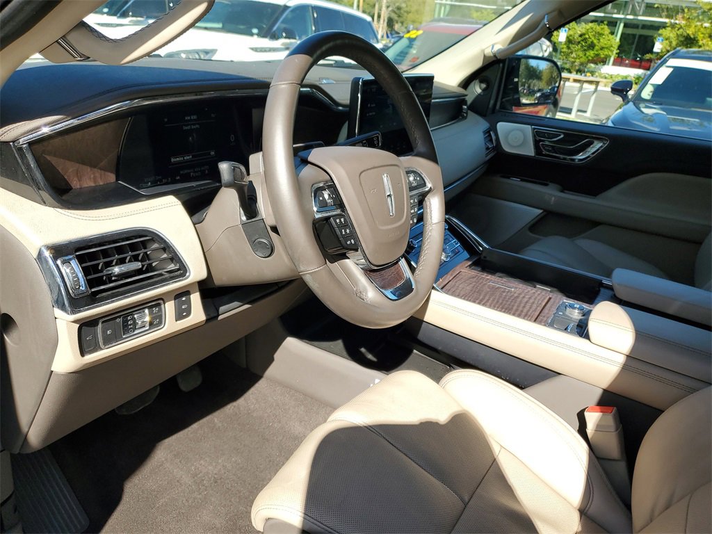 Certified 2022 Lincoln Navigator L Reserve image 20