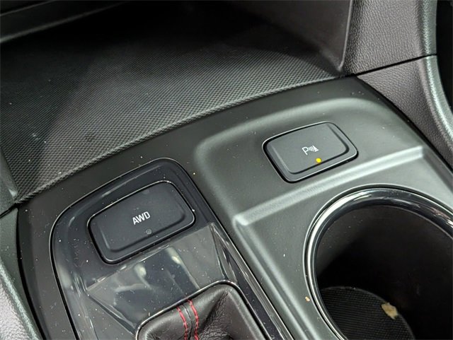 Used 2022 Chevrolet Equinox RS image 25