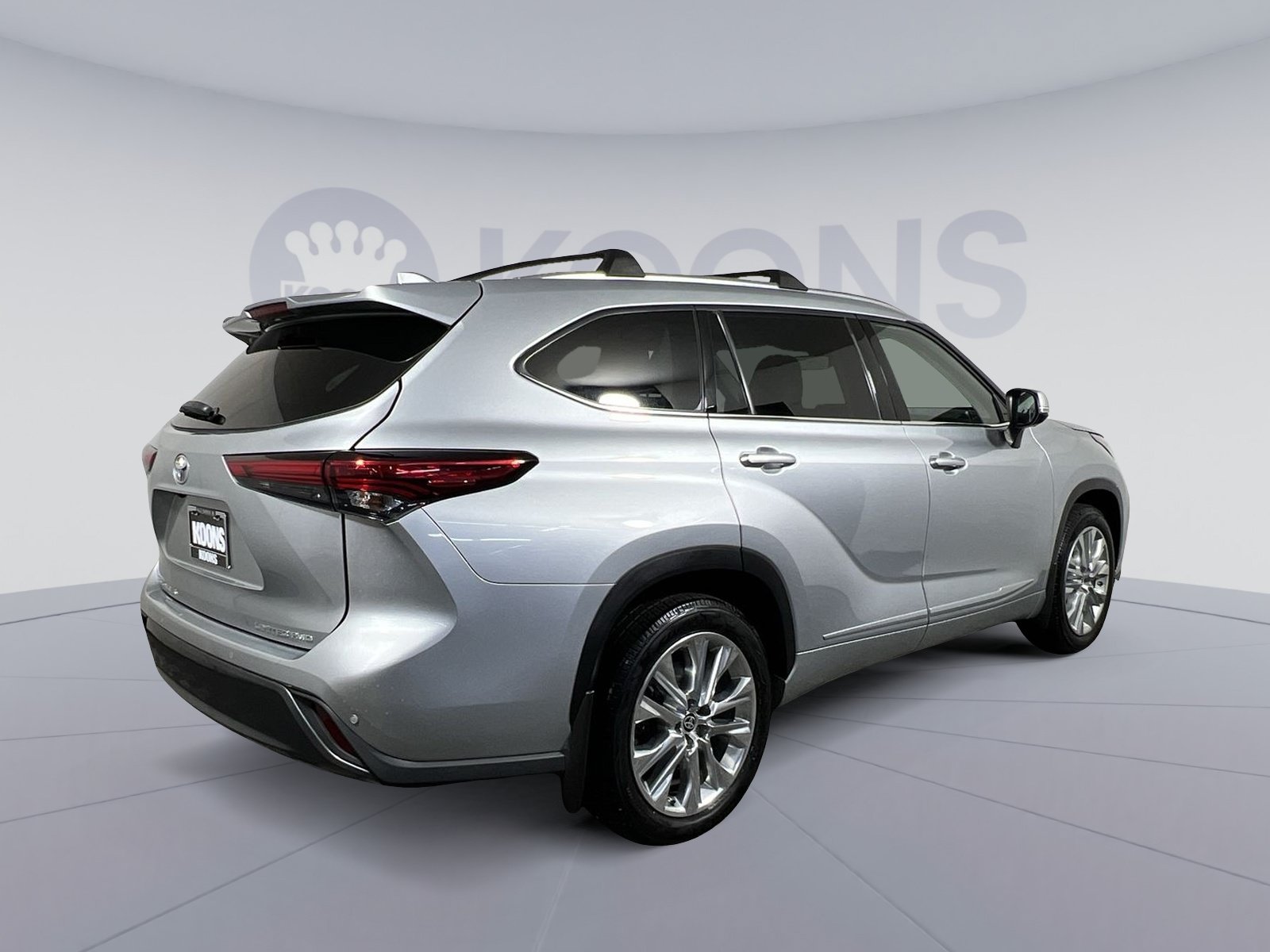 Used 2021 Toyota Highlander Limited AWD/4WD image 11